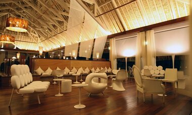 Ultimate 4 Island Retreat - BOB Intercontinental Thalasso bar & lounge